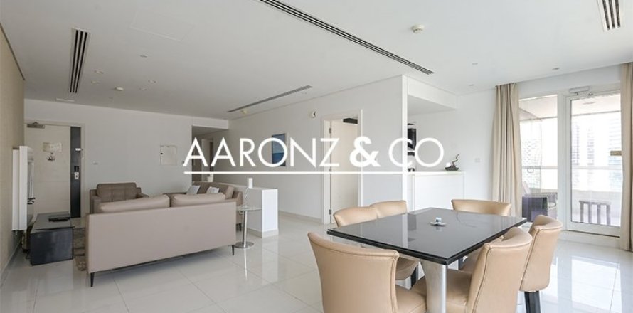 Apartamento en Business Bay, Dubai, 3 dormitorios, 194 m², № 78237