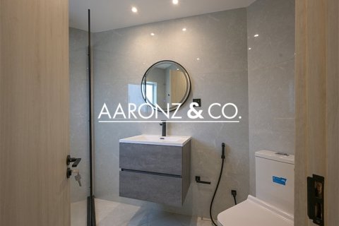 Appartement à Jumeirah Lake Towers, Dubai, 1 chambre, 72 m², № 78252 - photo 11