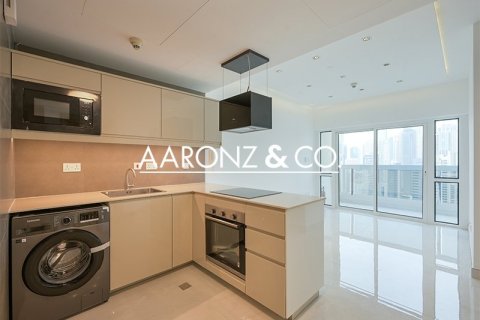 Appartement à Jumeirah Lake Towers, Dubai, 1 chambre, 72 m², № 78252 - photo 8