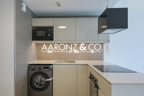 Appartement à Jumeirah Lake Towers, Dubai, 1 chambre, 72 m², № 78252 - photo 9