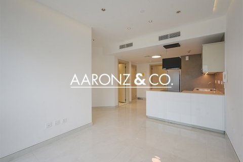 Appartement à Jumeirah Lake Towers, Dubai, 1 chambre, 72 m², № 78252 - photo 3