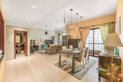 Купить квартиру в Rimal, Джумейра Бич Резиденс, Дубай: 2 спальни, 132м², № 6289 - фото 1