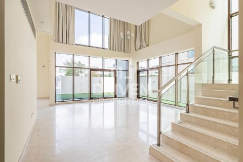 Villa en Meydan, Dubai, 6 dormitorios, 512 m², № 20434 - foto 3