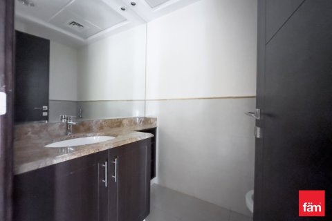 Villa en Dubai, 3 dormitorios, 541.8 m², № 83677 - foto 22