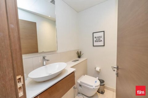 Apartment in Al Wasl, Dubai 2 bedrooms, 187.6 sq.m. № 13935 - photo 16