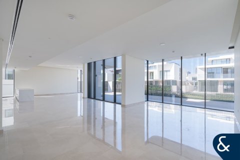 Снять в аренду виллу в Дубай Хилс Эстейт, Дубай: 5 спален, 660м², № 91482 - фото 6