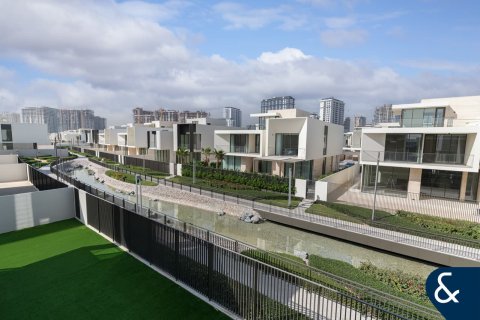 Снять в аренду виллу в Дубай Хилс Эстейт, Дубай: 5 спален, 660м², № 91482 - фото 29