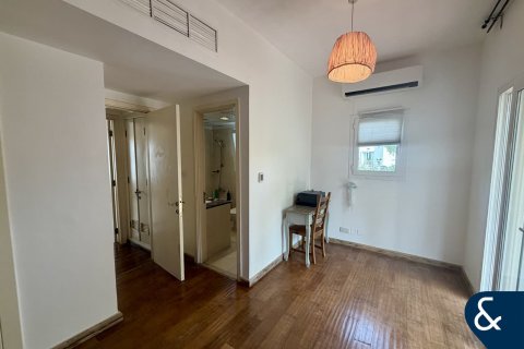 Villa en Springs 15, The Springs, Dubai, 2 dormitorios, 167 m², № 91483 - foto 21