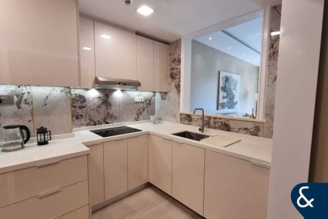 Снять в аренду квартиру в Icon Tower 2, Джумейра Лейк Тауэрс, Дубай: 2 спальни, 91м², № 91467 - фото 11