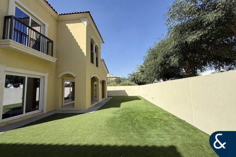 Снять в аренду виллу в Villanova, Dubai Land, Дубай: 5 спален, 450м², № 91484 - фото 2