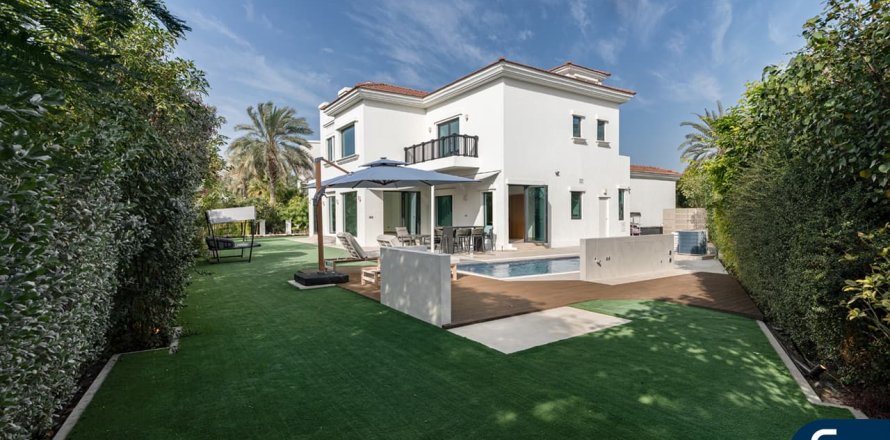 Вилла в Jumeirah Islands, Дубай, 5 спален, 1139м², № 91480