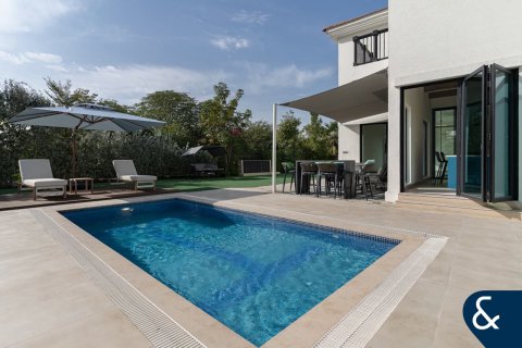 Снять в аренду виллу в Jumeirah Islands, Дубай: 5 спален, 1139м², № 91480 - фото 29