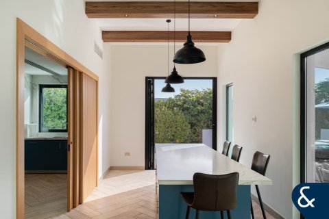 Снять в аренду виллу в Jumeirah Islands, Дубай: 5 спален, 1139м², № 91480 - фото 8