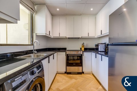 Appartement à Rimal, Jumeirah Beach Residence, Dubai, 1 chambre, 103 m², № 91498 - photo 8