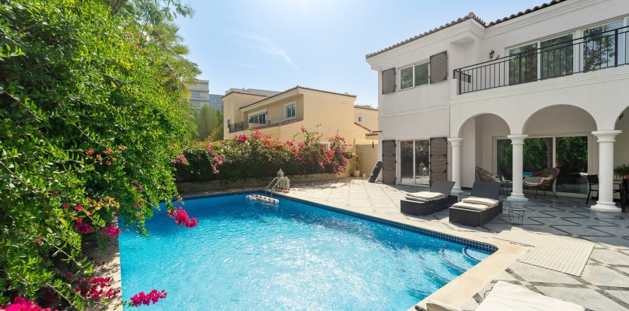 فيلا في مجمع دبي للاستثمار, دبي 5 غرف نوم , 569 م² رقم 96881