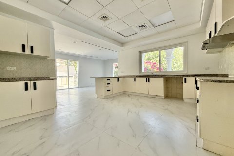 فيلا في مجمع دبي للاستثمار, دبي 5 غرف نوم , 569 م² رقم 96881 - صورة 5