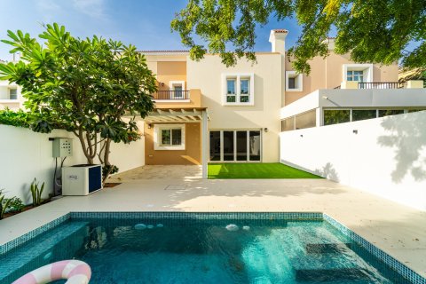 Maison de ville à Dubai, 4 chambres, 236 m², № 96879