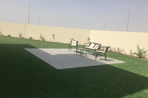 Villa en Lila, Arabian Ranches 2, Dubai, 5 dormitorios, 693 m², № 61168 - foto 1