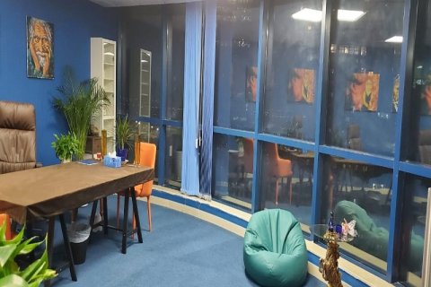 Commercial property in Jumeirah Bay Towers, Jumeirah Lake Towers, Dubai 999 bedrooms, 100 sq.m. № 61171 - photo 4