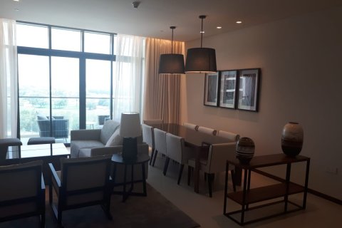 Apartamento en The Hills, Dubai, 2 dormitorios, 129 m², № 61172 - foto 1