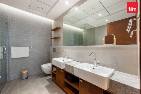 Apartment in Al Kifaf, Dubai 2 bedrooms, 151.5 sq.m. № 114329 - photo 19