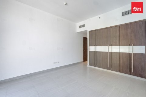Apartment in Al Kifaf, Dubai 2 bedrooms, 151.5 sq.m. № 114329 - photo 12