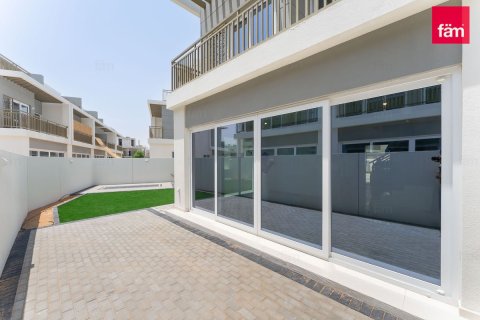 Townhouse in Dubai 4 bedrooms, 242.3 sq.m. № 114327 - photo 15