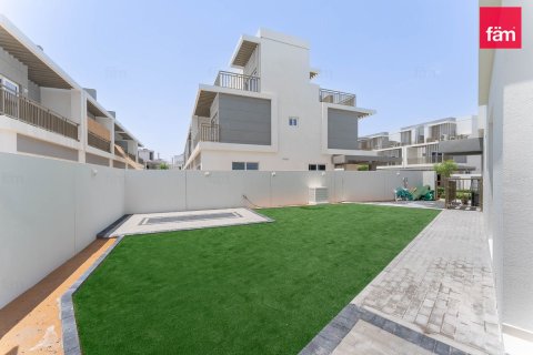 Townhouse in Dubai 4 bedrooms, 242.3 sq.m. № 114327 - photo 4