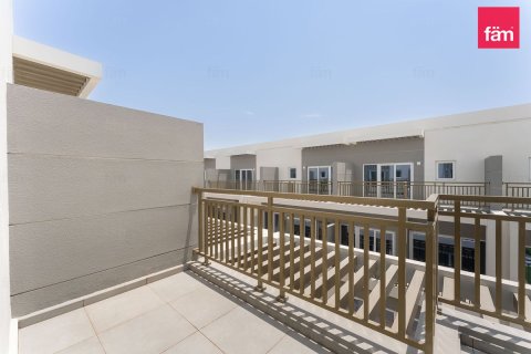 Townhouse in Dubai 4 bedrooms, 242.3 sq.m. № 114327 - photo 22