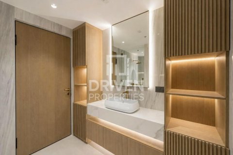 Apartment in Jumeirah Bay Island, Jumeirah, Dubai 2 bedrooms, 179.49 sq.m. № 138240 - photo 24