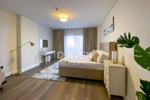 Appartement à The Crescent, Palm Jumeirah, Dubai, 2 chambres, 183.11 m², № 138242 - photo 5