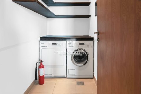 Apartment in Palm Jumeirah, Dubai 3 bedrooms, 262 sq.m. № 73753 - photo 4