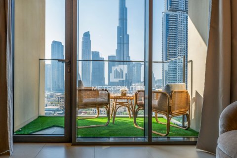 Apartamento en Burj Royale, Downtown Dubai (Downtown Burj Dubai), Dubai, 2 dormitorios, 94 m², № 73752 - foto 2