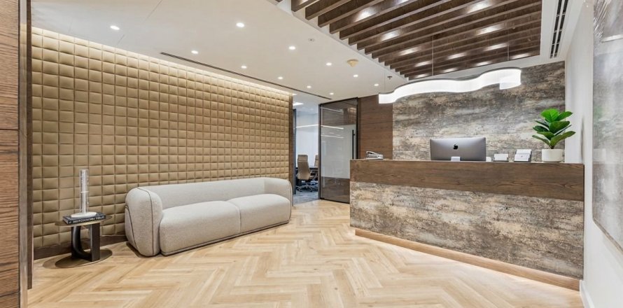 Oficina en Dubai, 228 m², № 91899