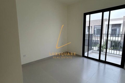 Adosado en Dubai South (Dubai World Central), Dubai, 3 dormitorios, 176 m², № 83392 - foto 8