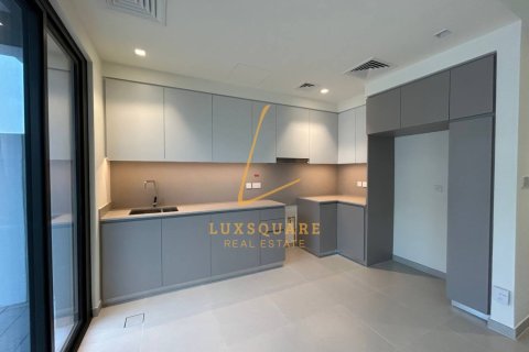 Adosado en Dubai South (Dubai World Central), Dubai, 3 dormitorios, 176 m², № 83392 - foto 3