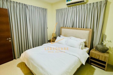 Villa en Jumeirah Village Circle, Dubai, 4 dormitorios, 467 m², № 83393 - foto 6