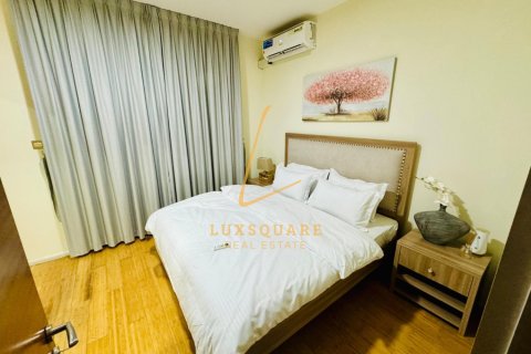 Villa en Jumeirah Village Circle, Dubai, 4 dormitorios, 467 m², № 83393 - foto 8