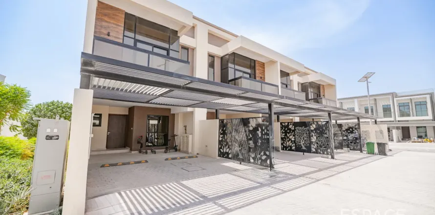 Maison de ville à Al Furjan, Dubai, 3 chambres, 250 m², № 62201
