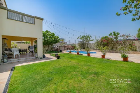 Villa en Regional, Jumeirah Park, Dubai, 4 dormitorios, 403 m², № 62271 - foto 16