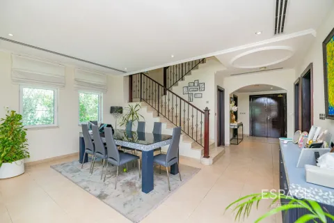 Villa en Regional, Jumeirah Park, Dubai, 4 dormitorios, 403 m², № 62271 - foto 4