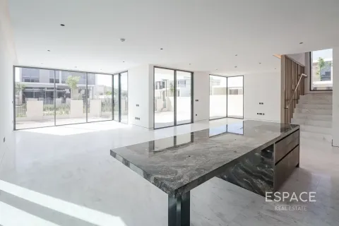 Villa en Tilal Al Ghaf, Dubai, 5 dormitorios, 527 m², № 62272 - foto 1