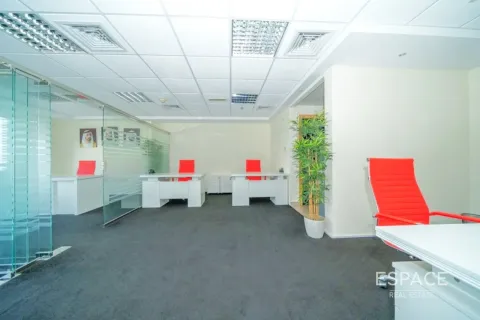 Bureau à Jumeirah Lake Towers, Dubai, 102 m², № 62203 - photo 9