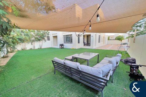 Villa en Mira Oasis, Reem, Dubai, 3 dormitorios, 236 m², № 79171 - foto 1