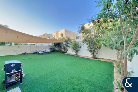 Villa en Mira Oasis, Reem, Dubai, 3 dormitorios, 236 m², № 79171 - foto 3