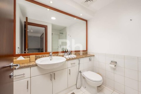 Снять в аренду квартиру в Дубай Марине, Дубай: 2 спальни, 140м², № 23470 - фото 8