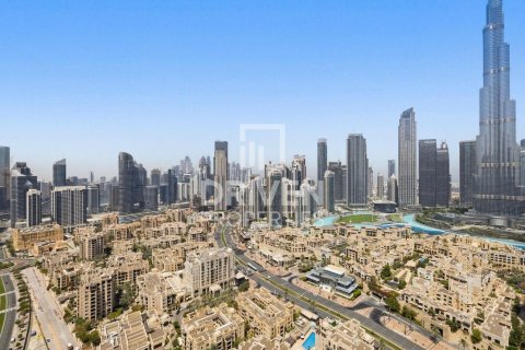 Apartamento en Burj Royale, Downtown Dubai (Downtown Burj Dubai), Dubai, 3 dormitorios, 127.09 m², № 128254 - foto 27