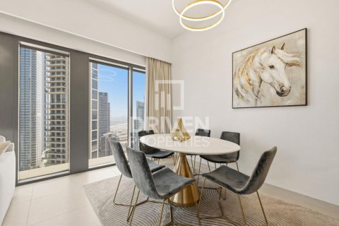 Apartamento en Burj Royale, Downtown Dubai (Downtown Burj Dubai), Dubai, 3 dormitorios, 127.09 m², № 128254 - foto 19