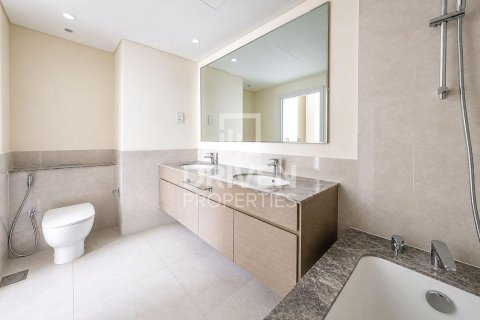 Apartamento en Forte, Downtown Dubai (Downtown Burj Dubai), Dubai, 2 dormitorios, 105.26 m², № 128255 - foto 13