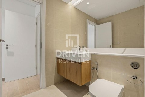 Снять в аренду квартиру в La Mer, Джумейра, Дубай: 2 спальни, 118.36м², № 128268 - фото 12